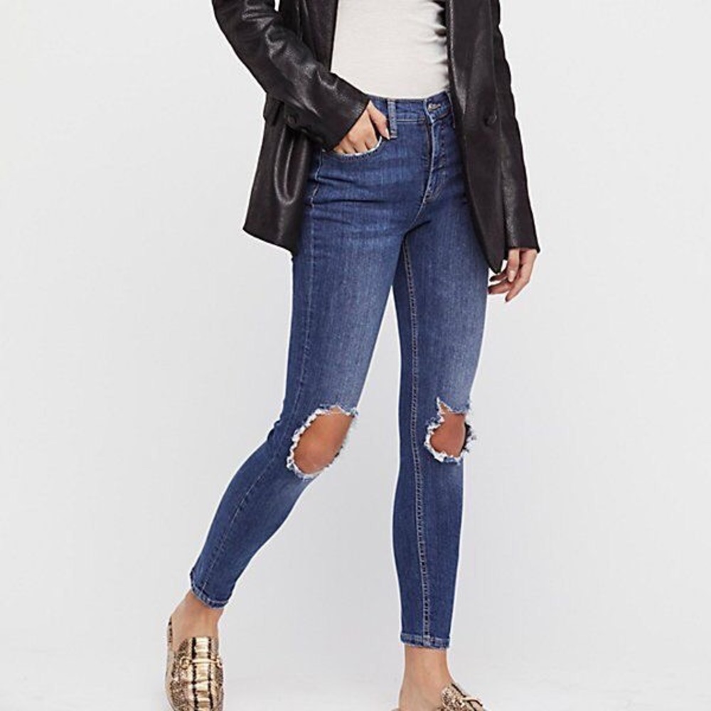 Free People High Rise Busted Skinny Jeans, NWT